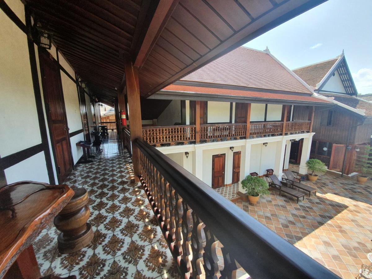 Ananta Villa Luang Prabang Exterior photo